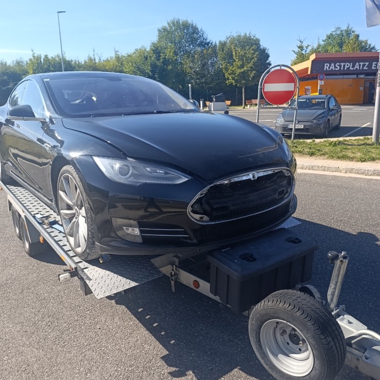 Tesla Model S defekt verkaufen