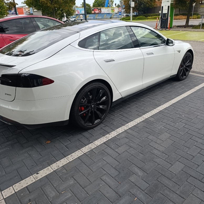 Tesla verkaufen Kufstein